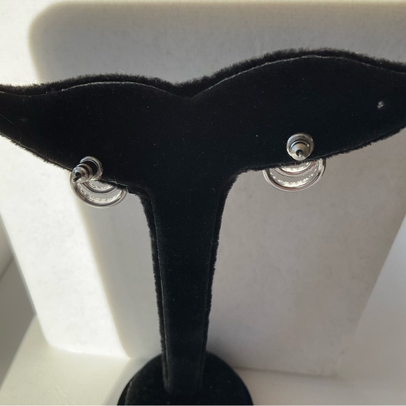 Sterling Silver 1.5 carat Moissanite Double Circle Stud Earrings - Picture 7 of 12